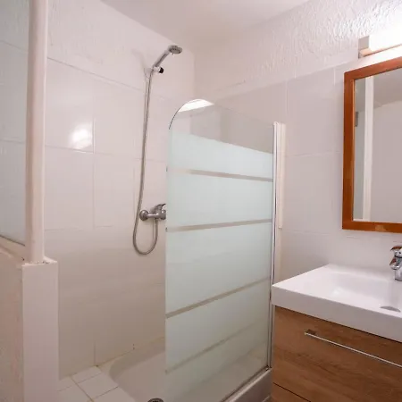 Apartment Village De Les Mimosas By Interhome Bormes-les-Mimosas