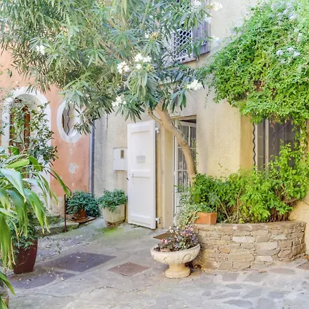 Village De Les Mimosas By Interhome * Bormes-les-Mimosas